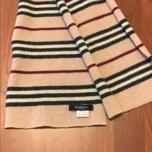 Wool burberry scarf